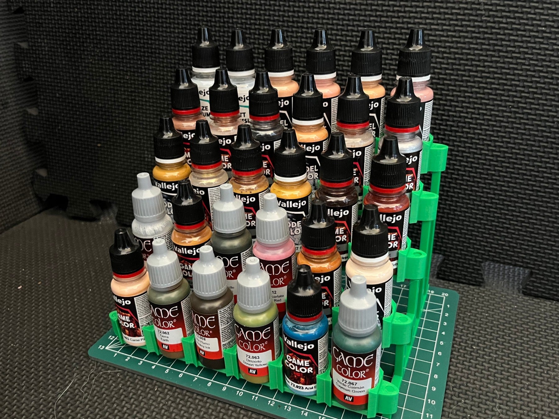 30 Bottle Vallejo Paint Rack - produktbillede