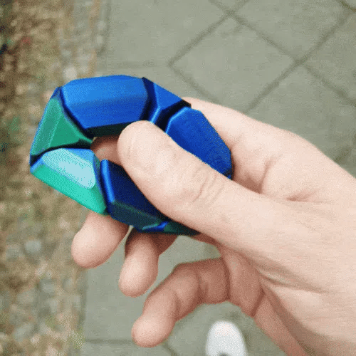 Fiddle-fidget