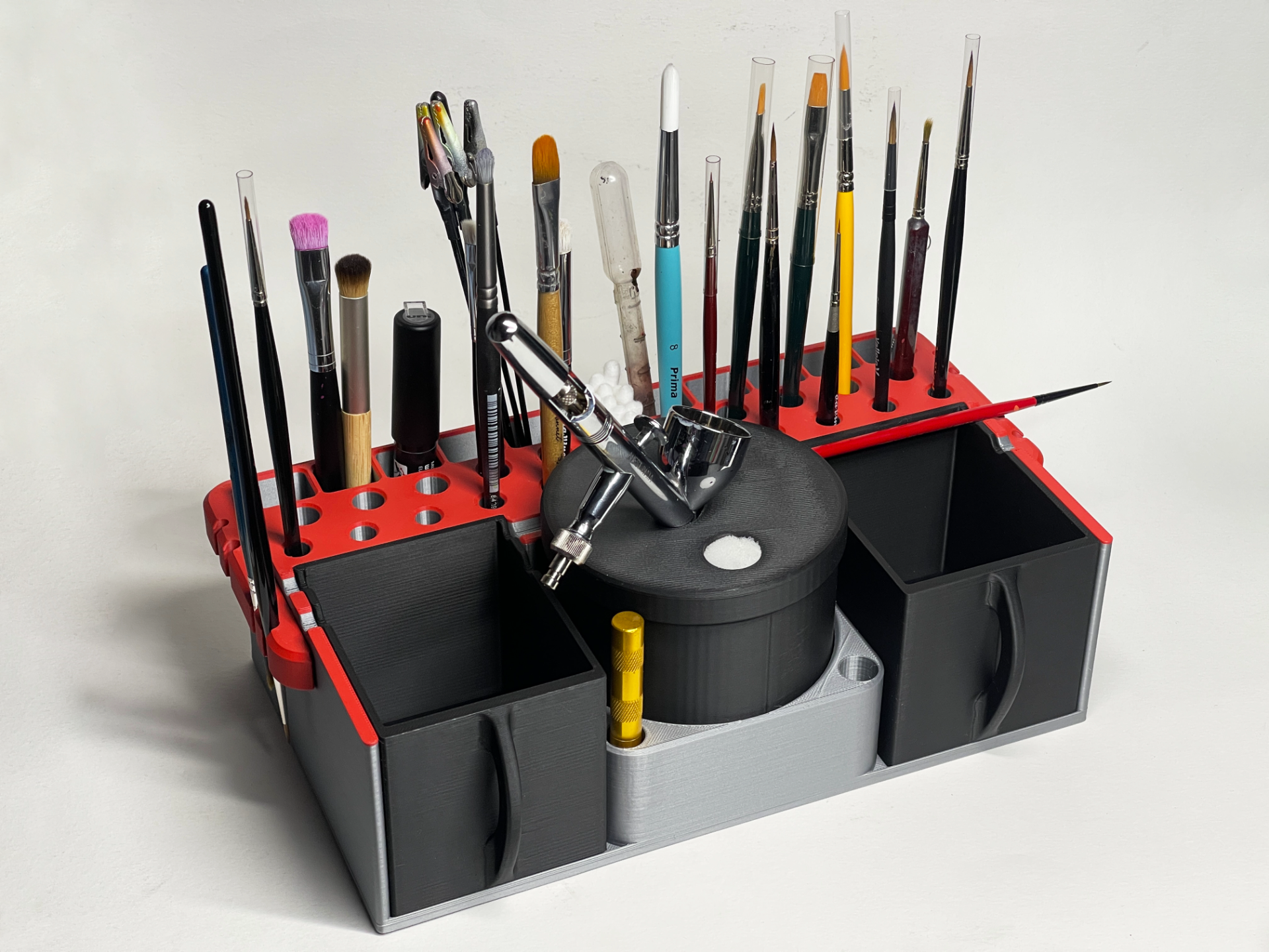 Painting station airbursh  brush
