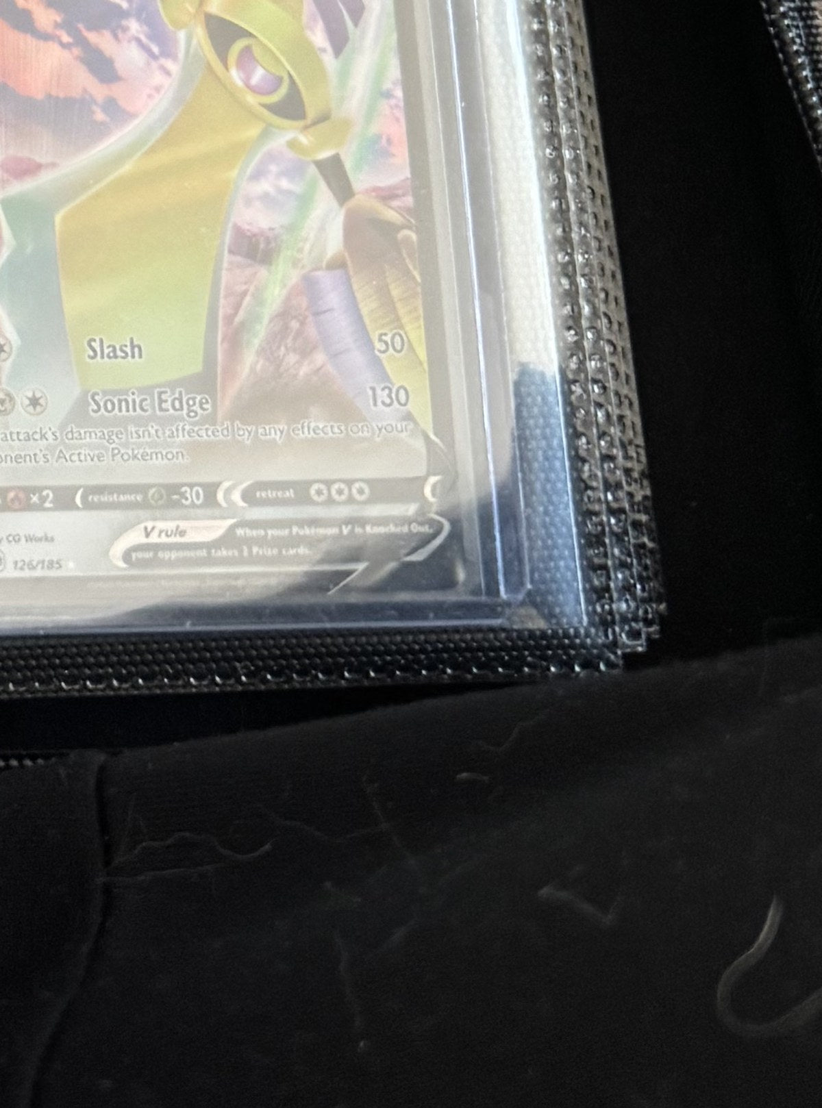 Aegislash V - Vivid Voltage #126/185 (Engelsk)