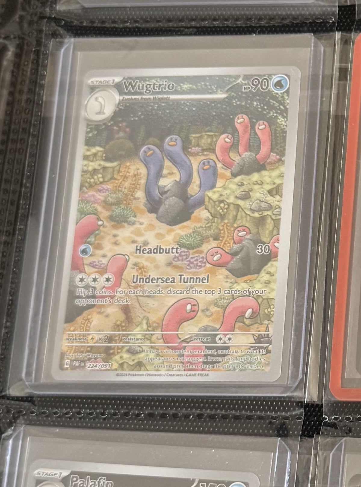 Wugtrio - Paldean Fates #224/091 (Illustration Rare) (Engelsk)